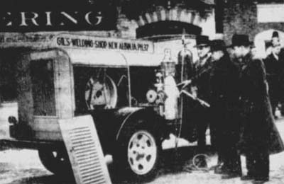Gil's Welding Shop, New Albin 1939