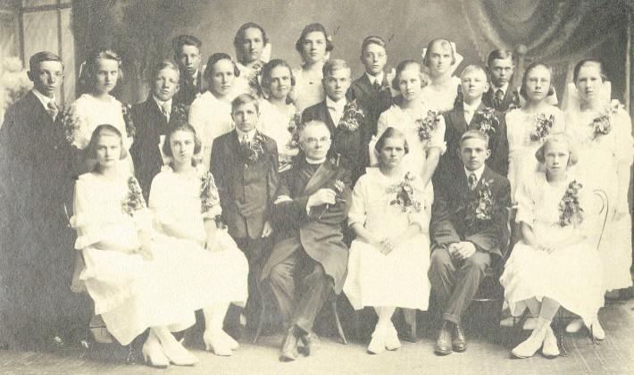1920 confirmation class - St. Paul's Lutheran - Postville
