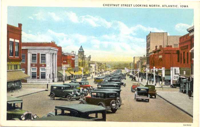 Chestnut Street, Looking North, Atlantic, Iowa