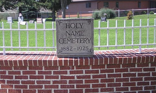 Entrance to Holy Name Cemetery