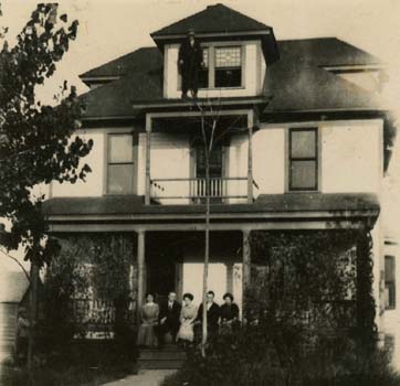 Thiese residence, location unknown - contributed by Bill Nelson