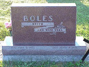 Keith and Vera Dammeier Boles tombstone