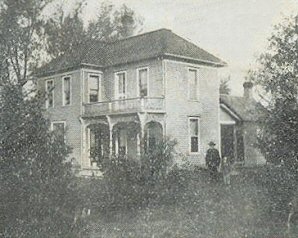 Residence of Henry Mowry,  Powesheik Twp.
