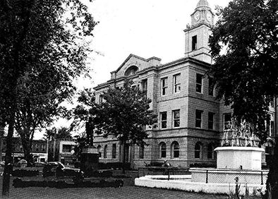 1909 Courthouse