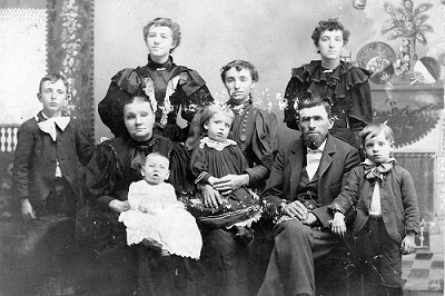 1896 Fisher grandchildren