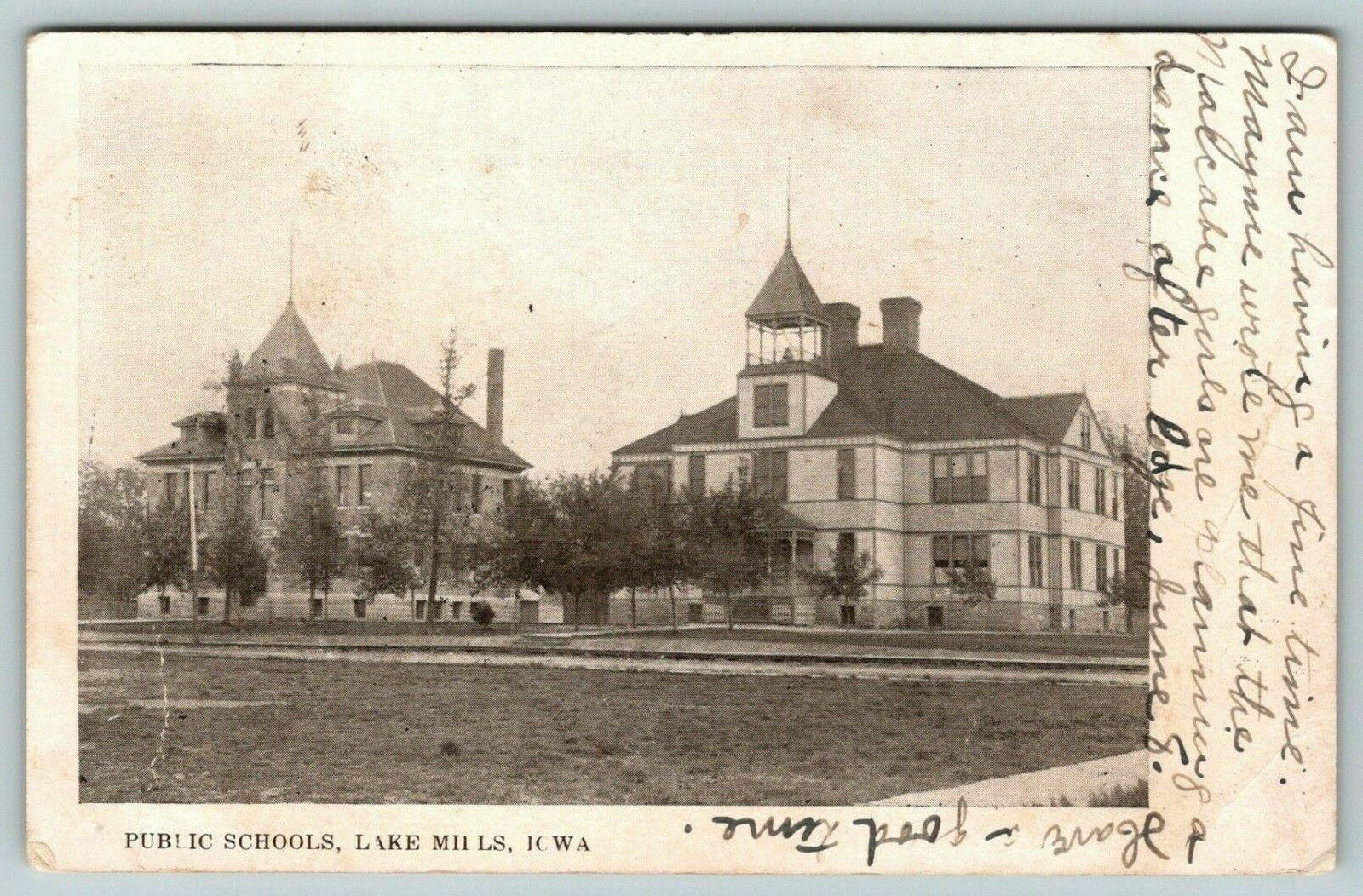 Public Schools, Lake Mills, Winnebago County, Iowa