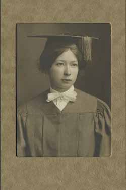 Leah - 1913 Graduation