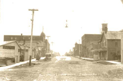 Main St. looking south