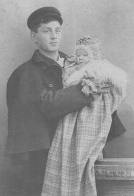Edwin Oelke & his son Lester, 1894