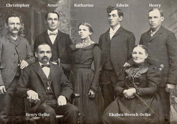 Henry & Elsabea Oelke family photo