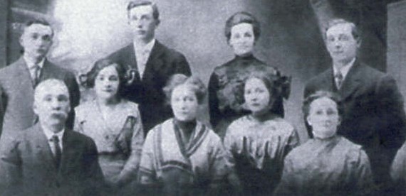 Family of Herman & Helen Henkes Koth