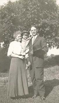 Linna (Walther) Smith, son Clyde, and L.D. Smith