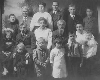 Lucas & Anthony Moser with some of their children & grandchildren