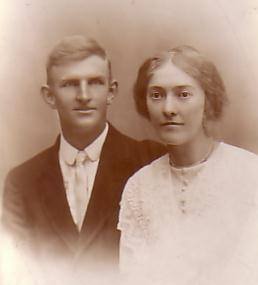 Earl Jennings & Gertrude L. Hansel wedding 1913